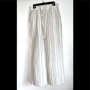 Wide leg linen like cotton pants. NWOTs